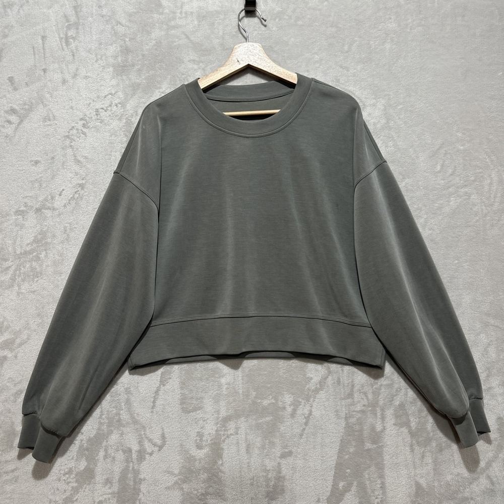 Lululemon Sweatshirt‎ Women's Green Softstreme Perfectly Oversized Cropped Crew